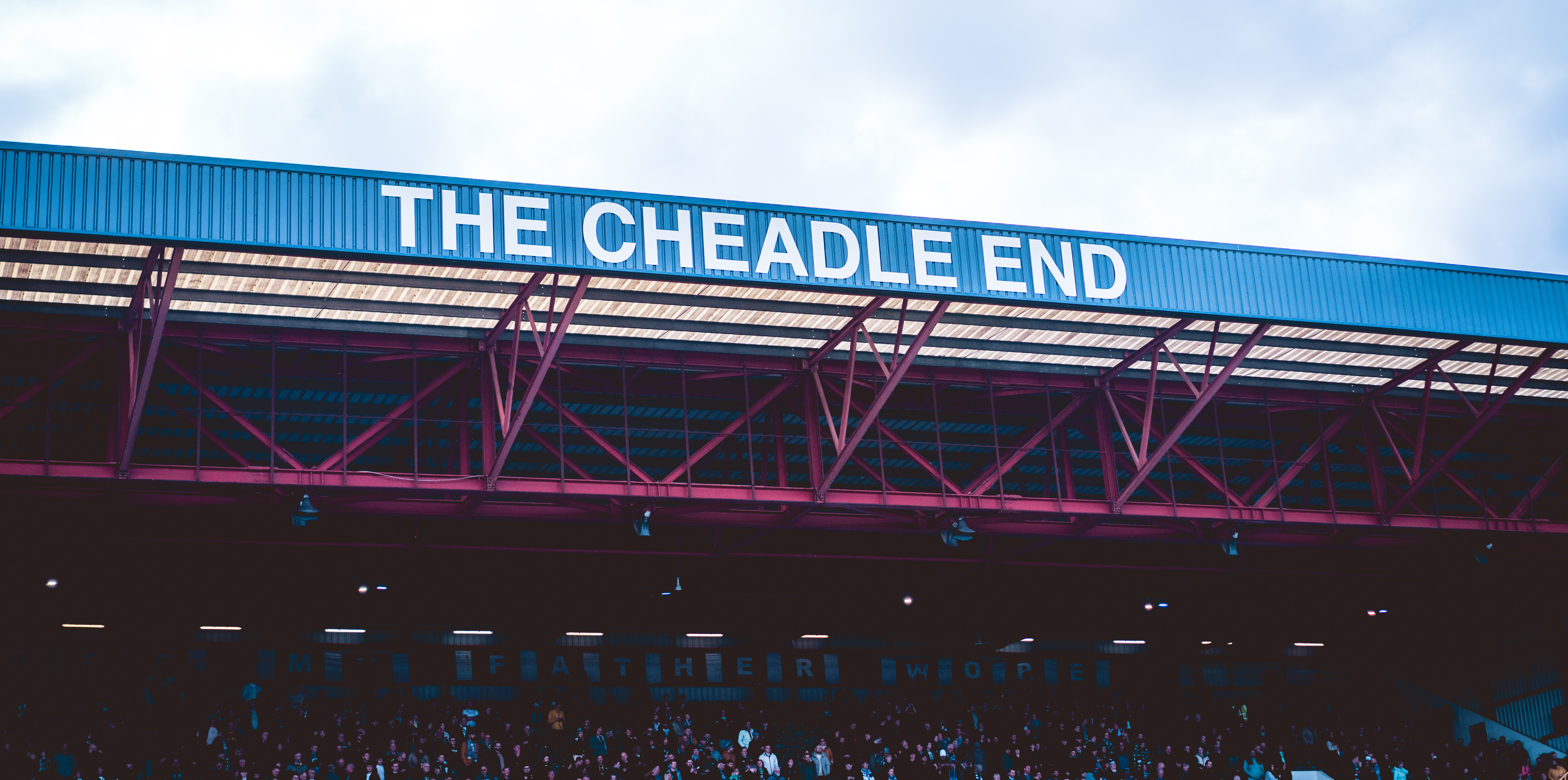 the cheadle end at edgeley park